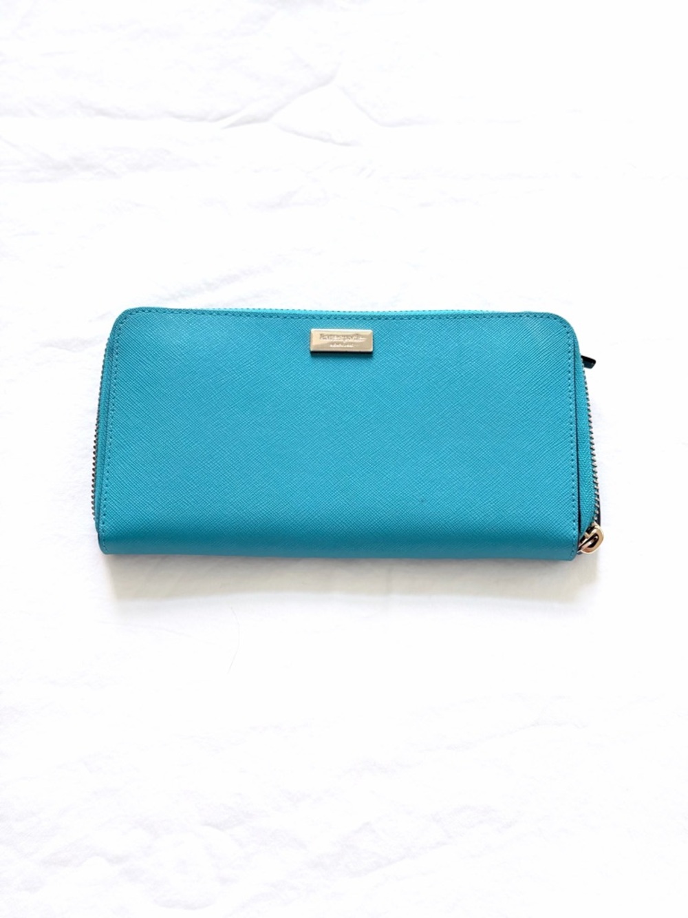 Kate Spade Zip Wallet
Turquoise